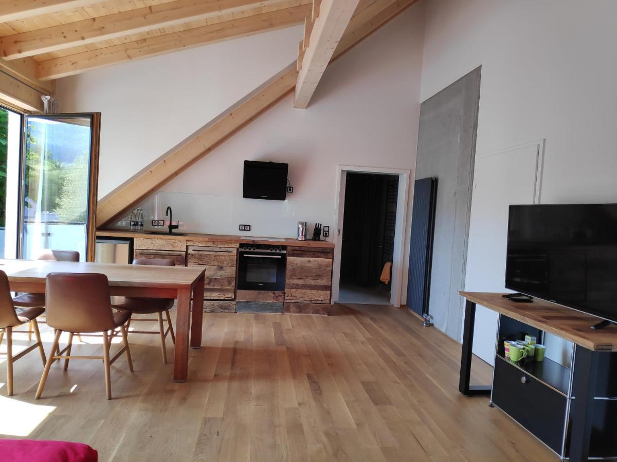 Ferienwohnungen Und Zimmer In Reutlingen-Goenningen Ngoại thất bức ảnh