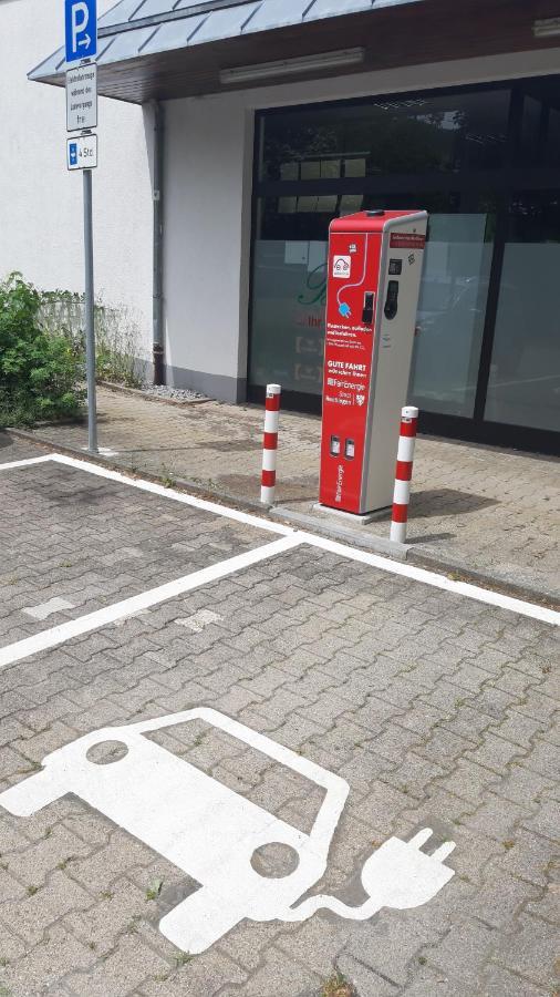 Ferienwohnungen Und Zimmer In Reutlingen-Goenningen Ngoại thất bức ảnh