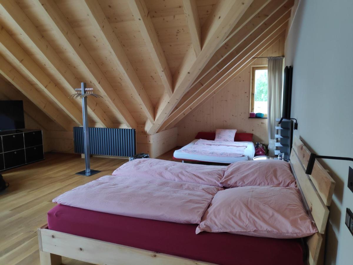 Ferienwohnungen Und Zimmer In Reutlingen-Goenningen Ngoại thất bức ảnh