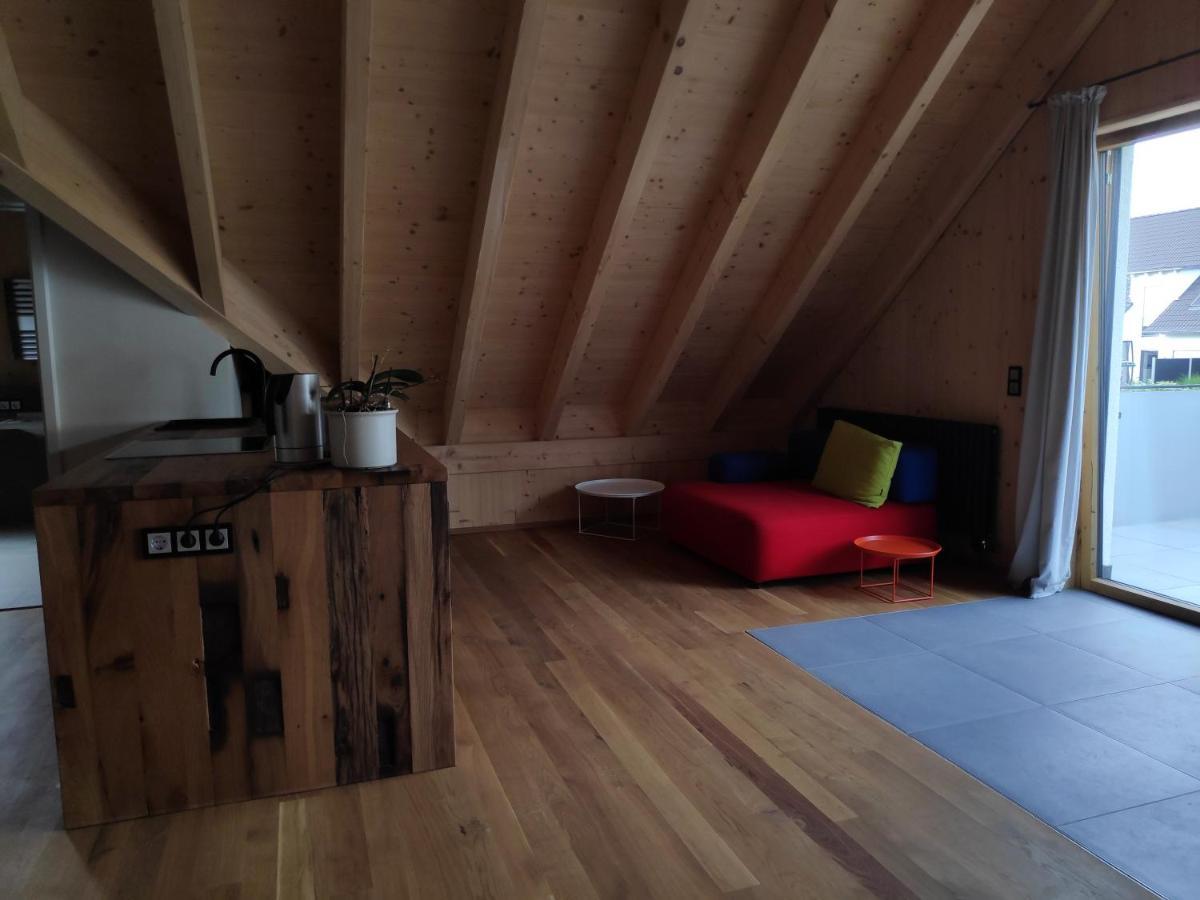 Ferienwohnungen Und Zimmer In Reutlingen-Goenningen Ngoại thất bức ảnh